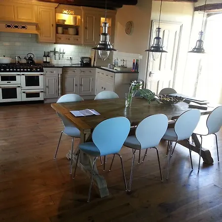Hébergement de vacances Charming Holiday Home In Degagnac With Garden Dégagnac